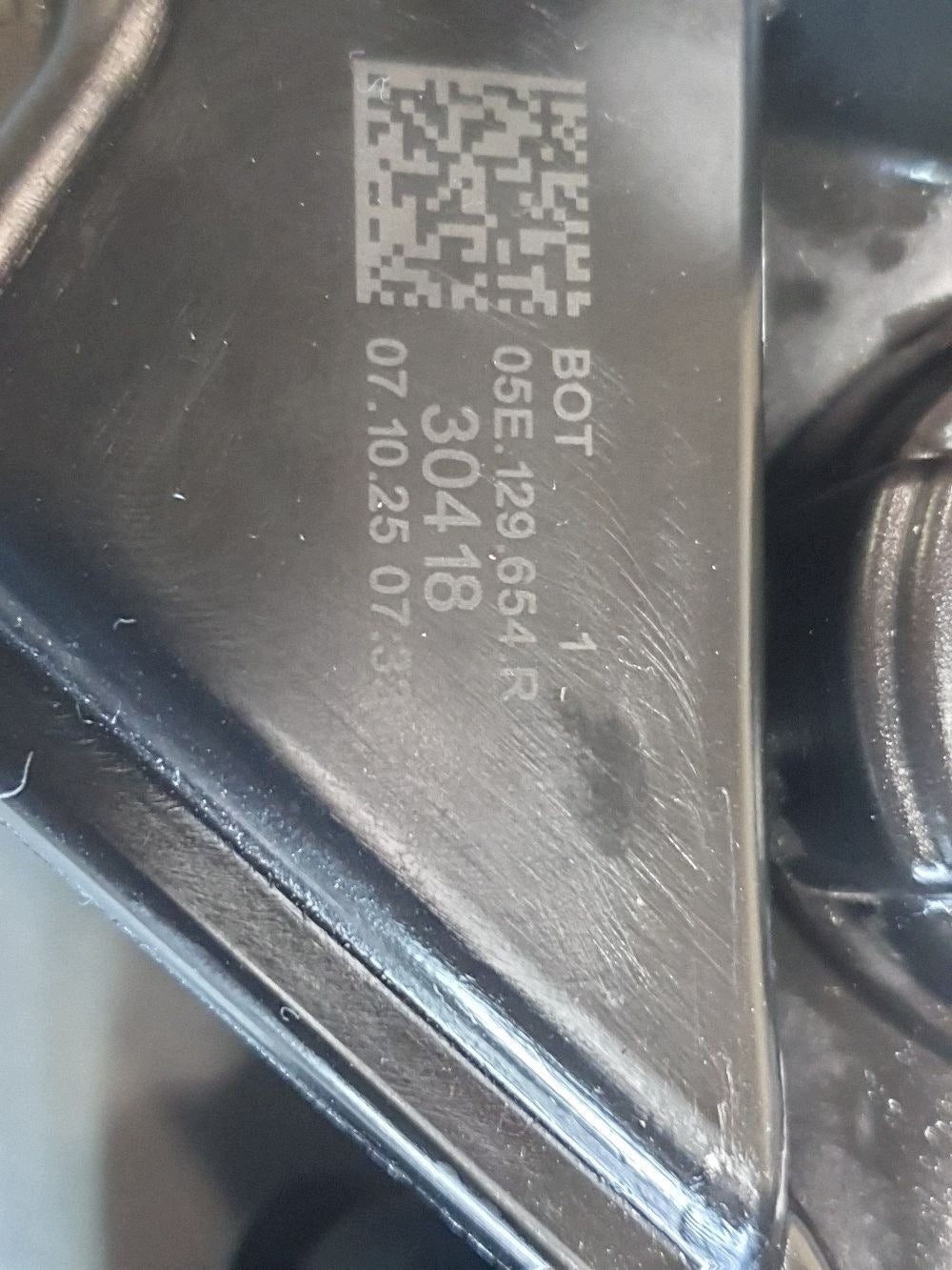 Audi A3 8Y Intake pipe 05E129654R