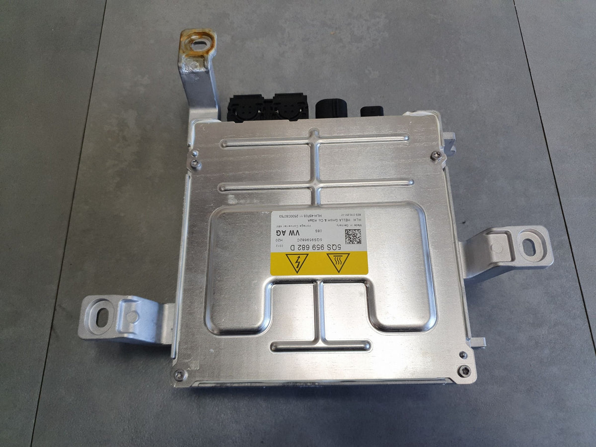 Audi A3 8Y Inverter/Voltage Converter 5QS959682D
