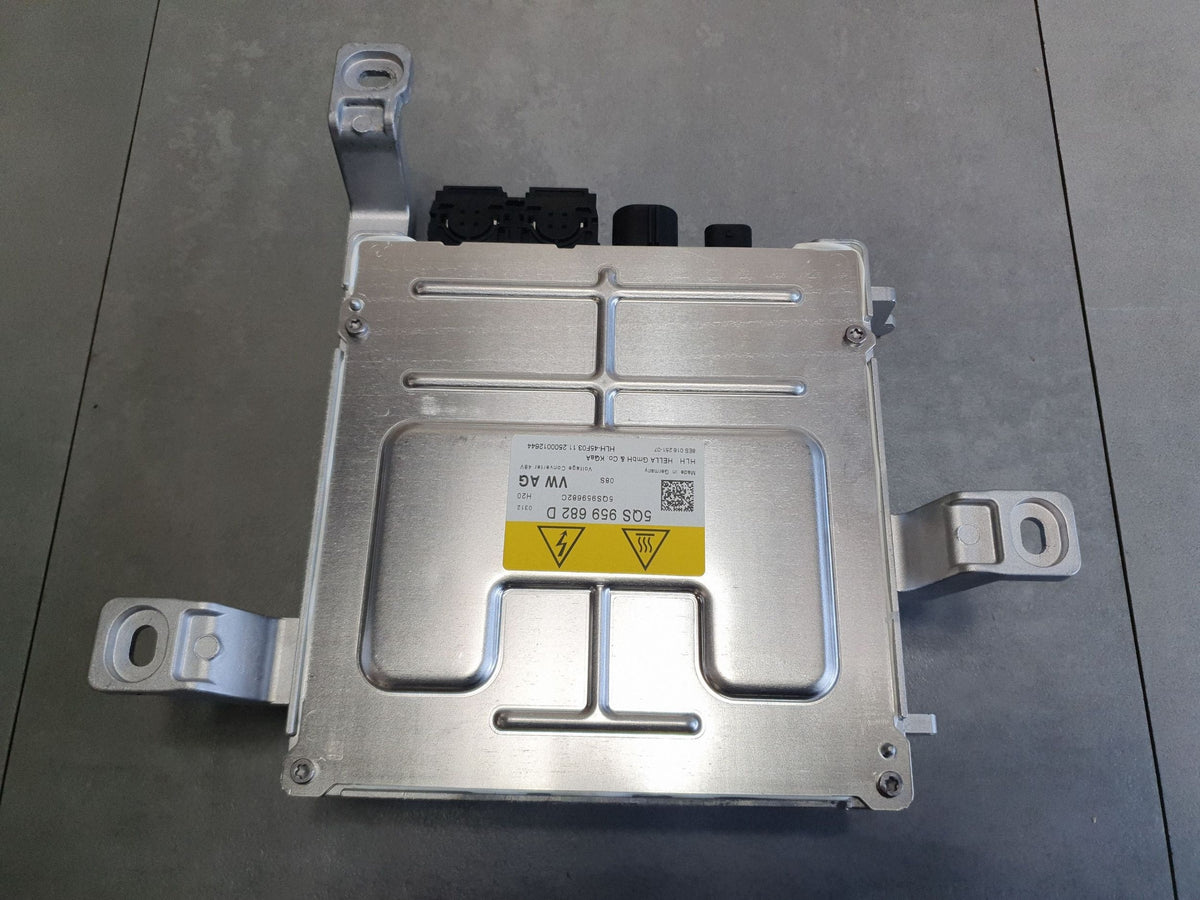 Audi A3 8Y Inverter/Voltage Converter 5QS959682D
