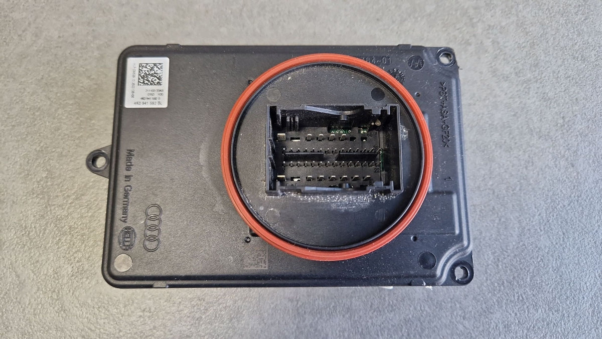 Audi A3 8Y Inverter lamp module 4K0941592BL