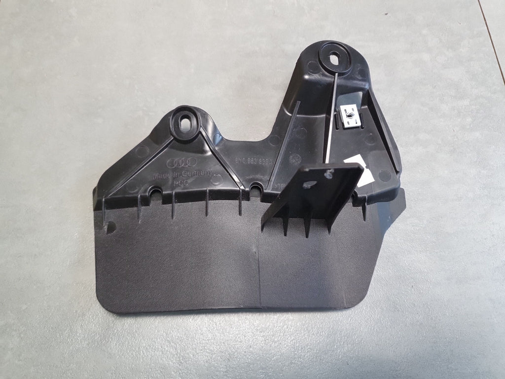 Audi A3 8Y Rear Left Splasher 8Y0853833B