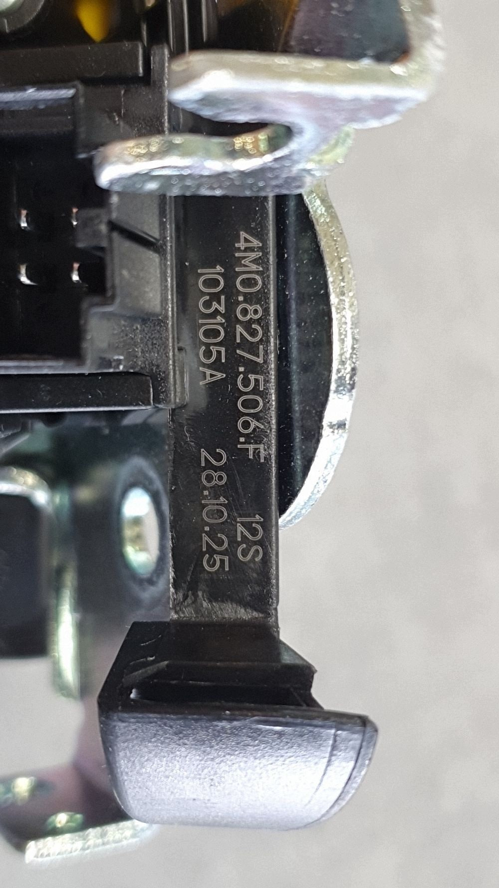 Audi A3 8Y Tailgate lock 4M0827506F