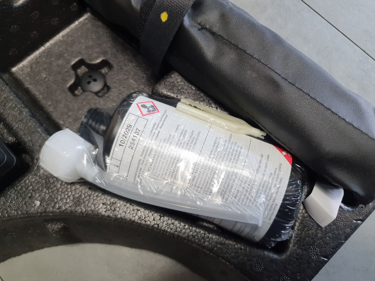 Audi A3 8Y Tool Kit Compressor Glue Wrench 5N0012615H