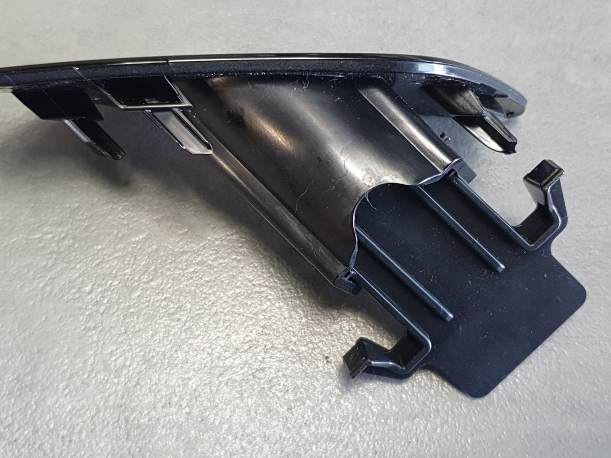 Audi A3 8Y Washer cap left 8Y0955159 8Y0955275C