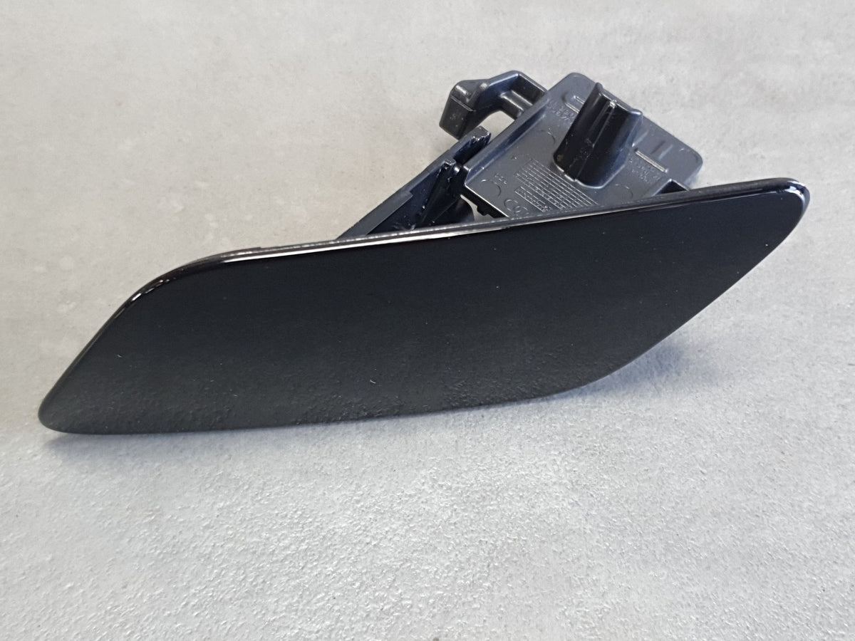Audi A3 8Y Washer cap left 8Y0955159 8Y0955275C