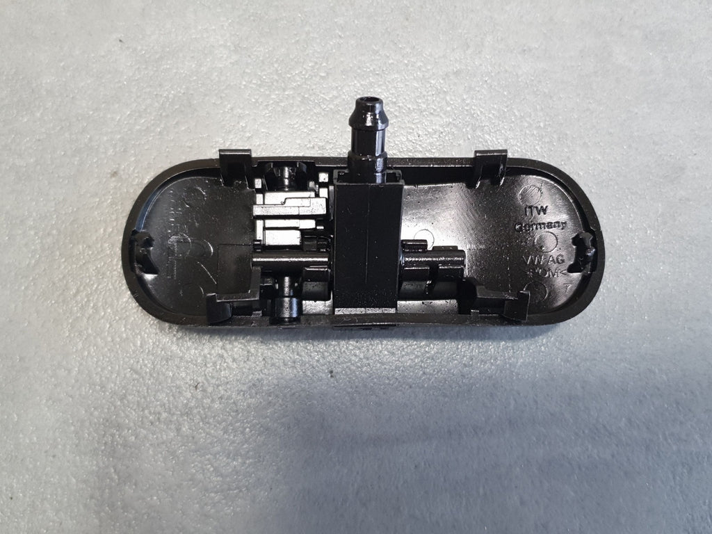 Audi A3 8Y Washer nozzle 8Y0955988E