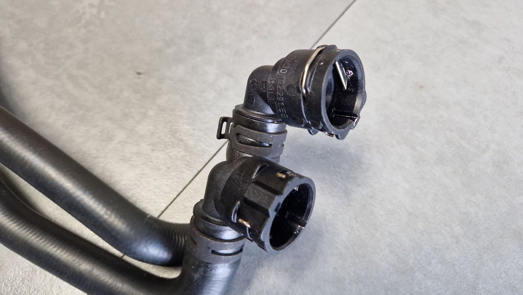 Audi A3 8Y Water hose 5Q0121156D