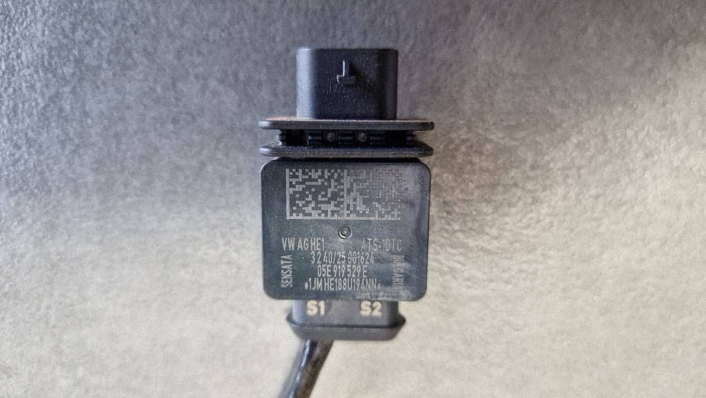 Audi A3 8Y exhaust temperature sensor 05E919529E