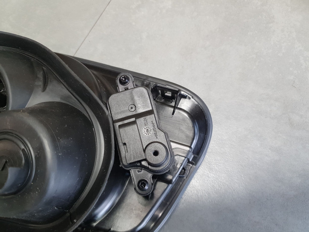 Audi A3 8Y fuel filler flap 8Y4809906 ly9b