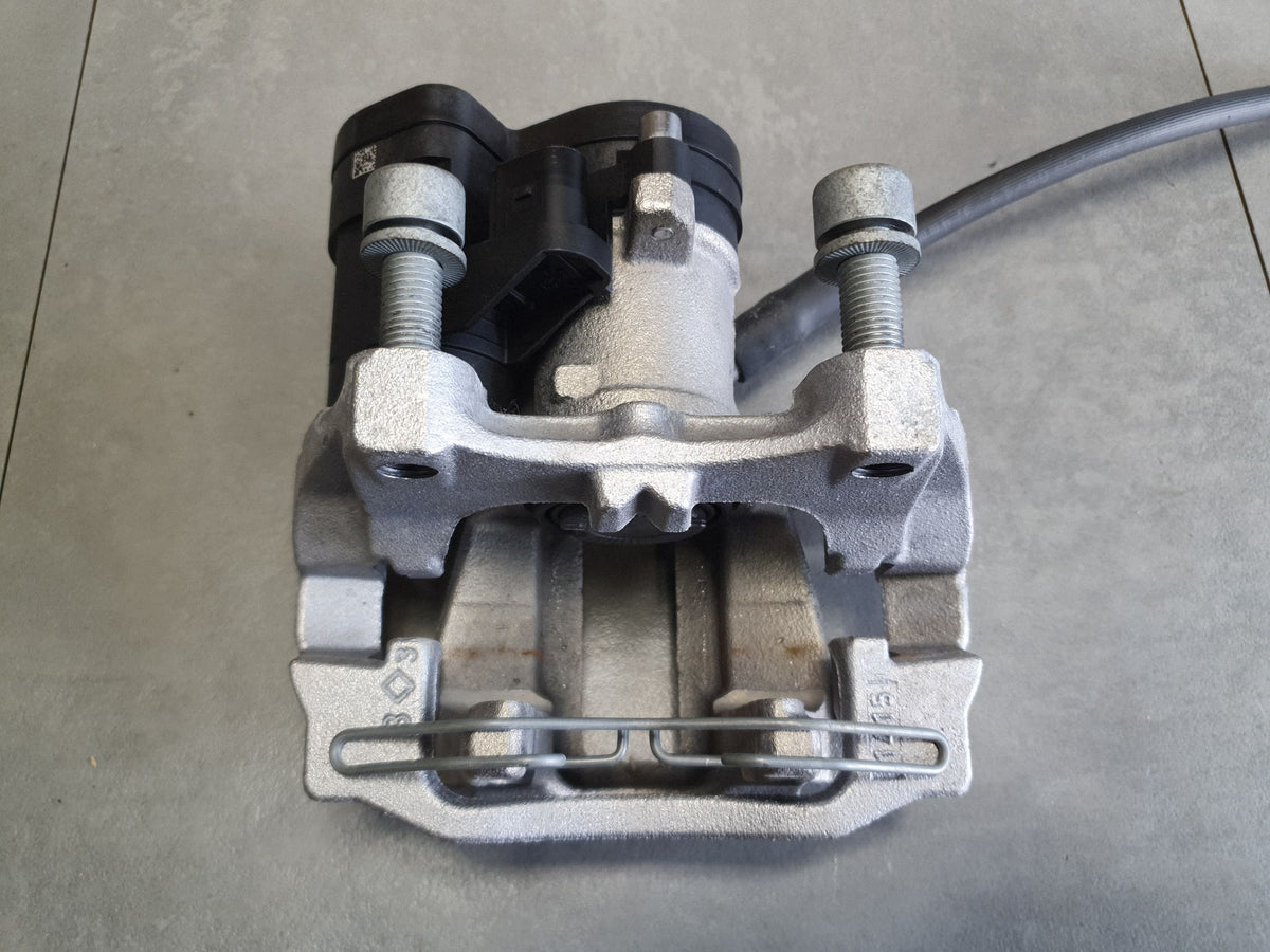 Audi A3 8Y hb Brake caliper left rear 5R3615405A