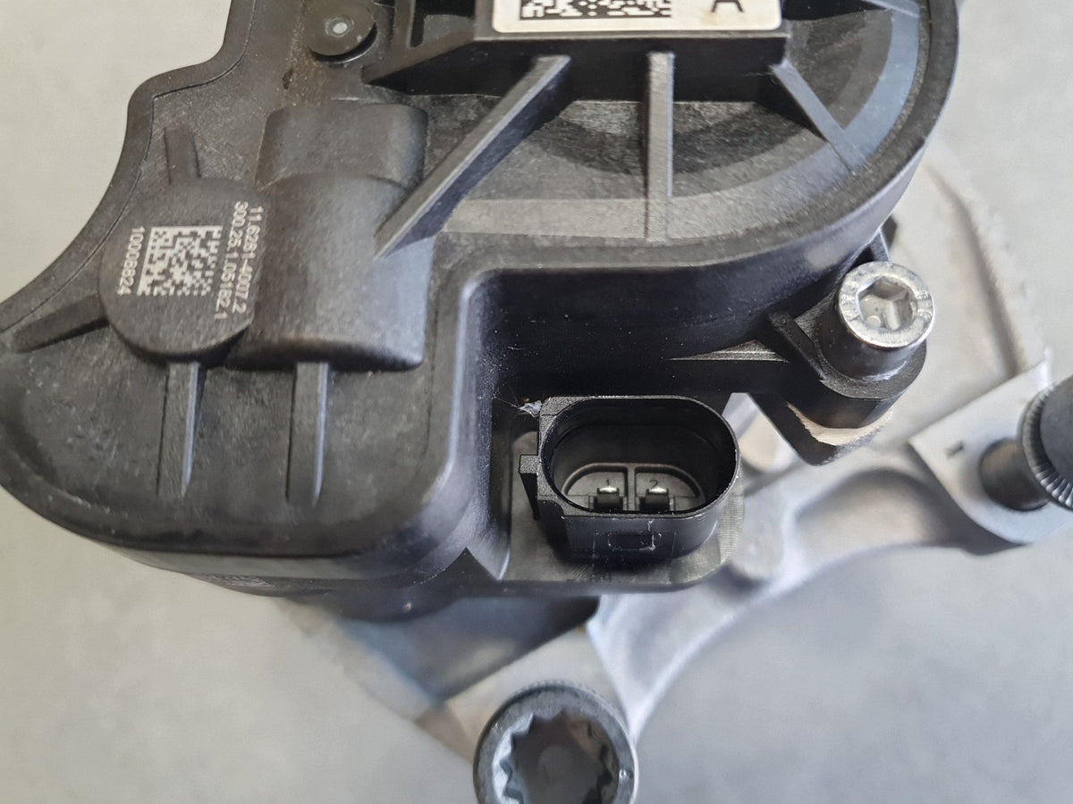 Audi A3 8Y hb Brake caliper left rear 5R3615405A