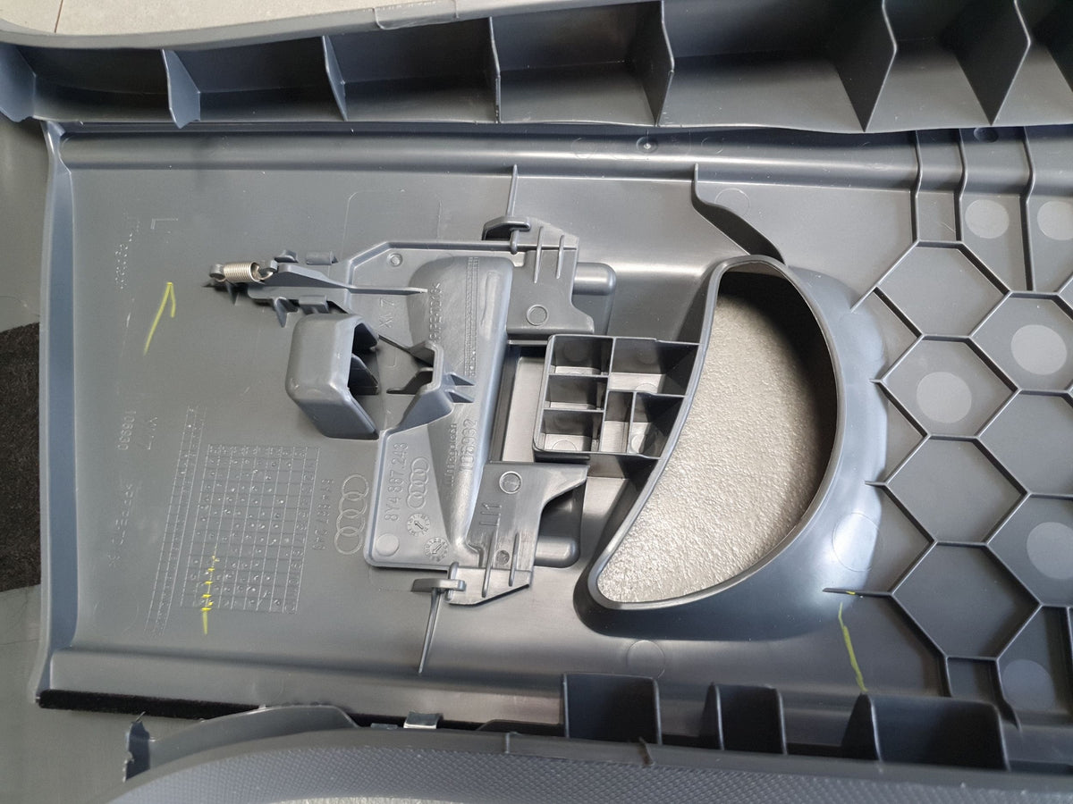 Audi A3 8Y hb Post cover B upper left 8Y4867243