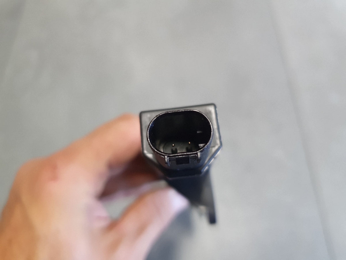 Audi A3 8Y keyless antenna 5WA962131D