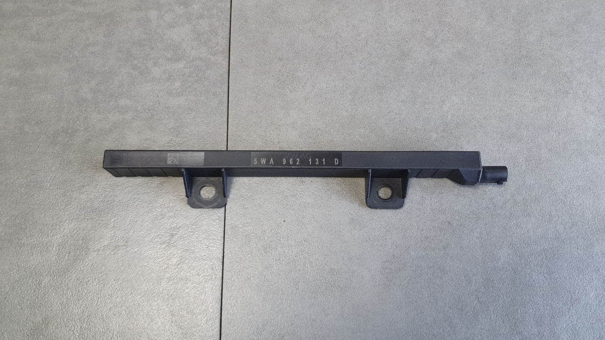 Audi A3 8Y keyless antenna 5WA962131D