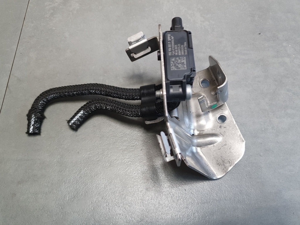 Audi A3 8Y pressure sensor 05E131552P
