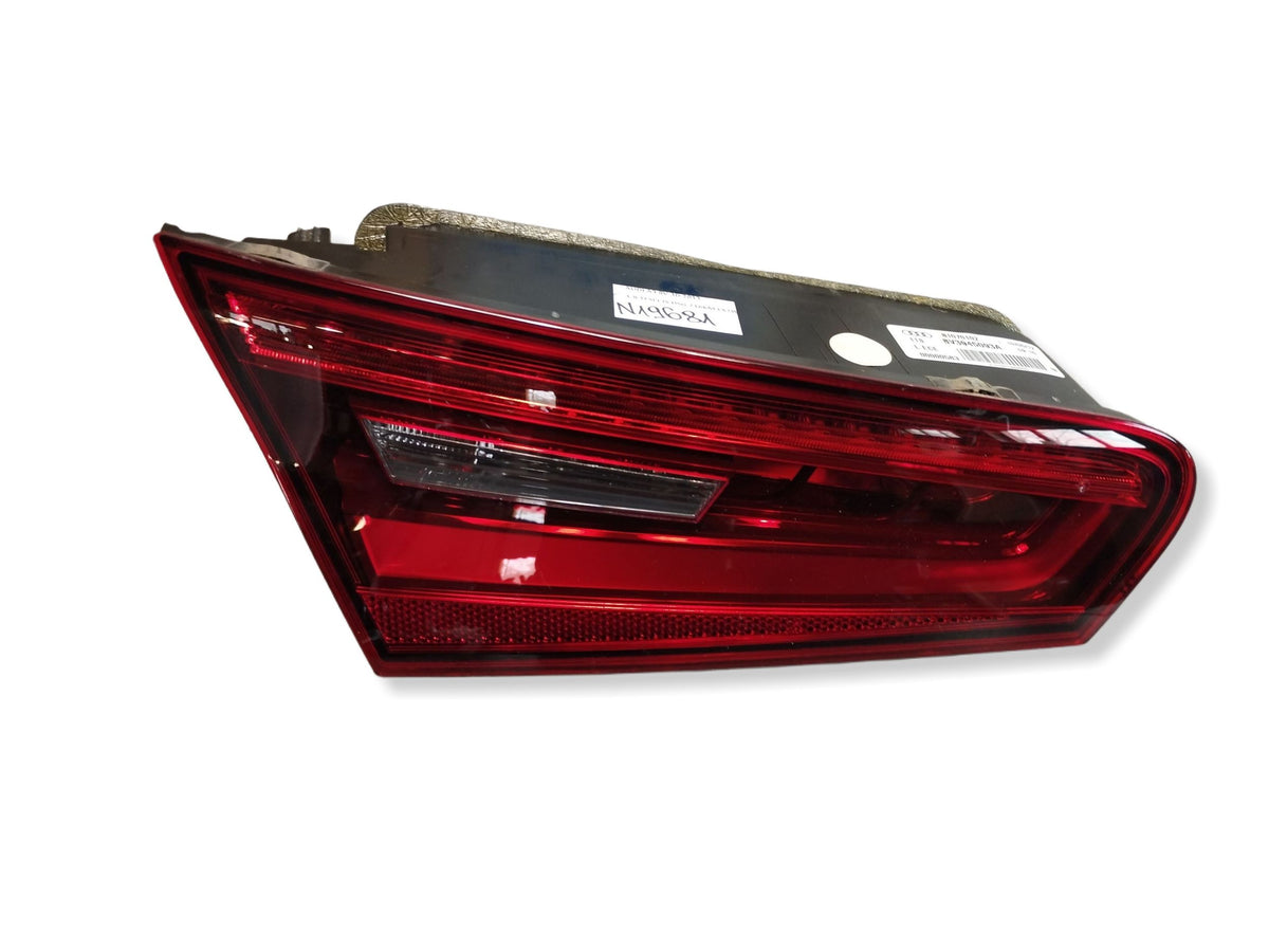 Audi A3 S3 8V hb 3-door Tailgate rear lamp left rear 8V3945093A