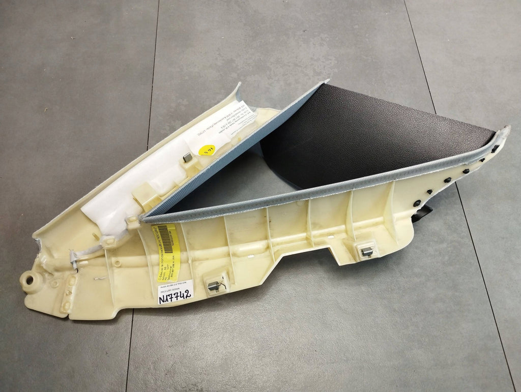 Audi A4 B8 8K POST COVER 8K5867288A SEDAN