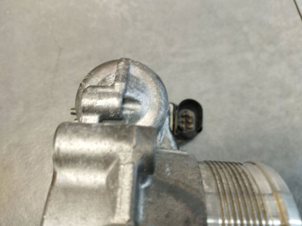 Audi A4 B9 2017 2.0 TFSI THROTTLE 06K133062J