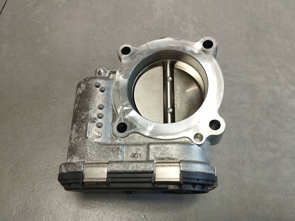 Audi A4 B9 2017 2.0 TFSI THROTTLE 06K133062J