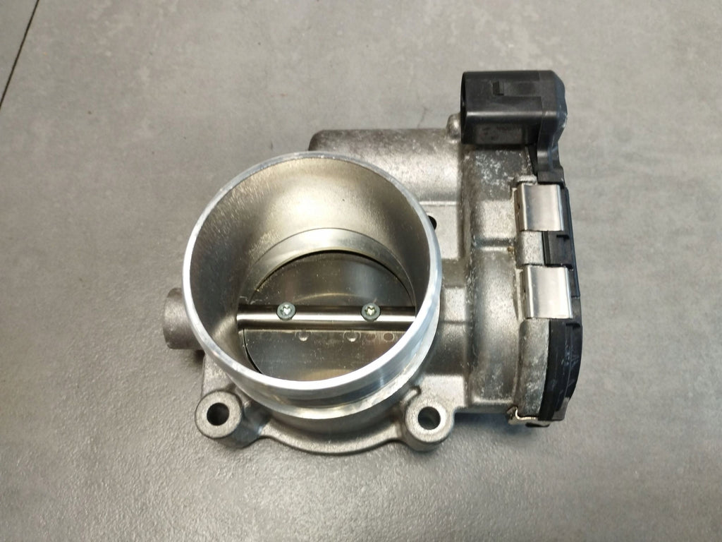 Audi A4 B9 2017 2.0 TFSI THROTTLE 06K133062J
