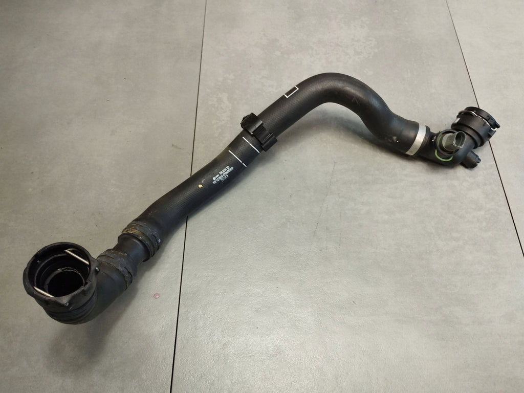 Audi A4 B9 2017 2.0 TFSI WATER CABLE 8W0122055M