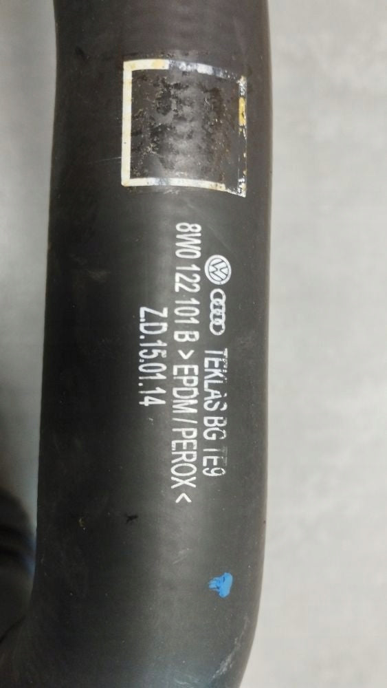 Audi A4 B9 2017 WATER CABLE 8W0122101B