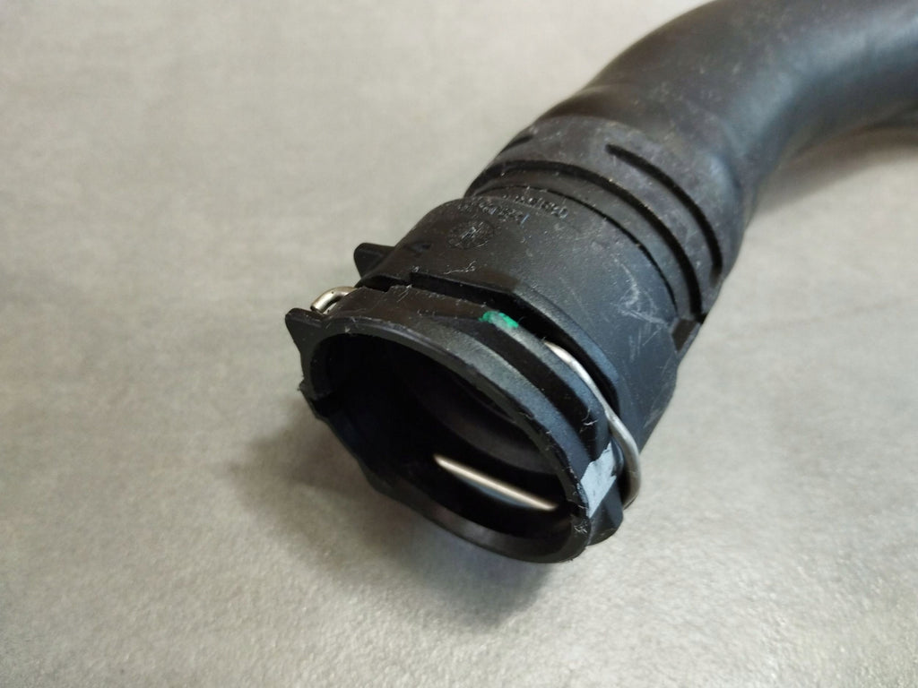 Audi A4 B9 2017 WATER CABLE 8W0122101B