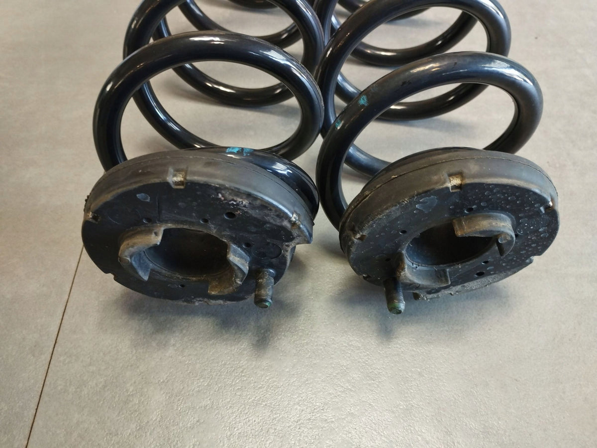 Audi A4 B9 8W sedan Spring rear 8W0511115EA 2x