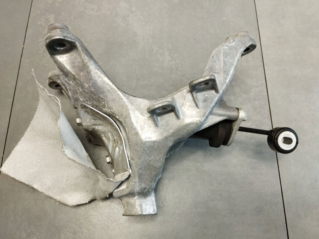 Audi A4 S4 B9 2017 ENGINE SUPPORT RIGHT 4M0199308AA
