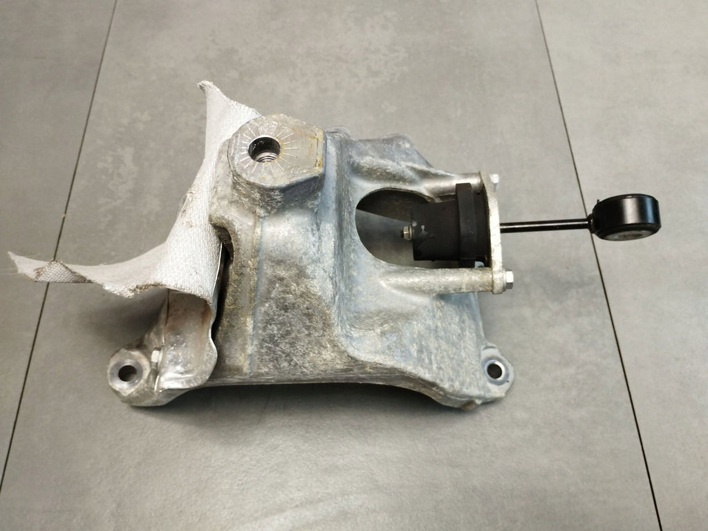 Audi A4 S4 B9 2017 ENGINE SUPPORT RIGHT 4M0199308AA