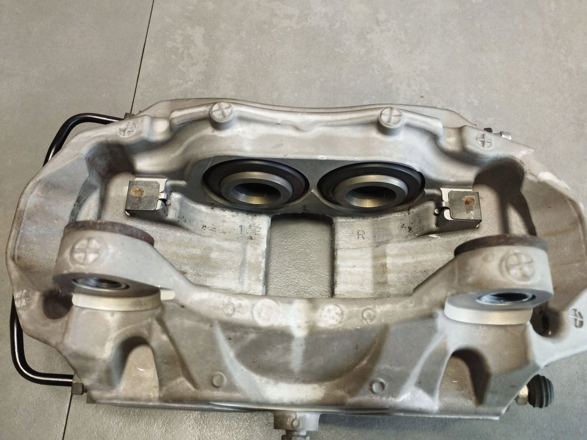 Audi A4 S4 B9 8W Brake caliper right front 8W06FN