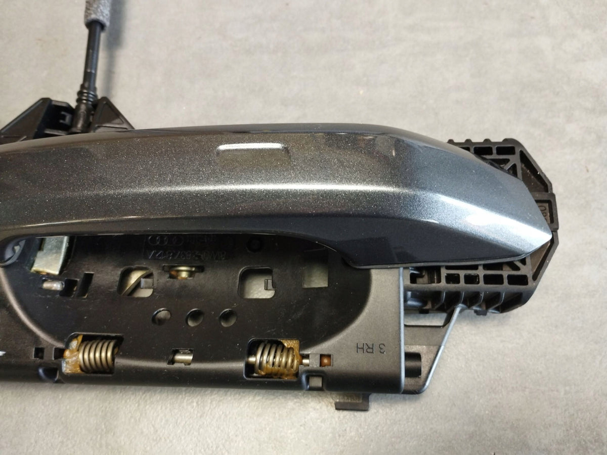 Audi A4 S4 B9 8W Exterior door handle right rear 8W0837812A LZ7S