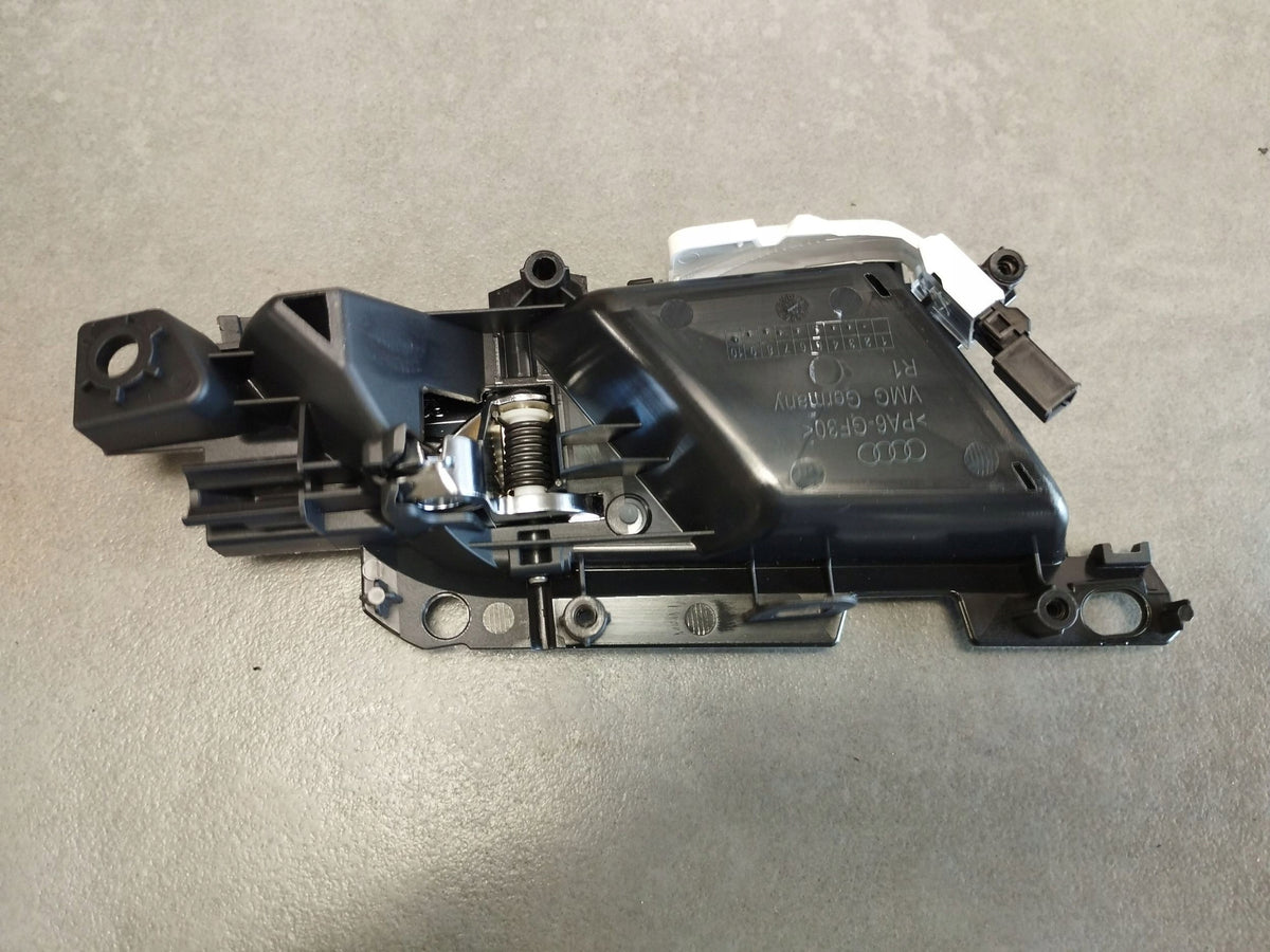 Audi A4 S4 B9 8W Interior door handle right front 8W0837020H