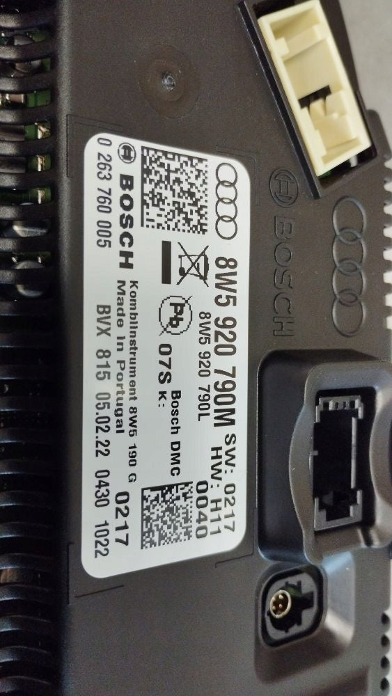 Audi A4 S4 B9 8W Virtual cockpit counter 8W5920790L