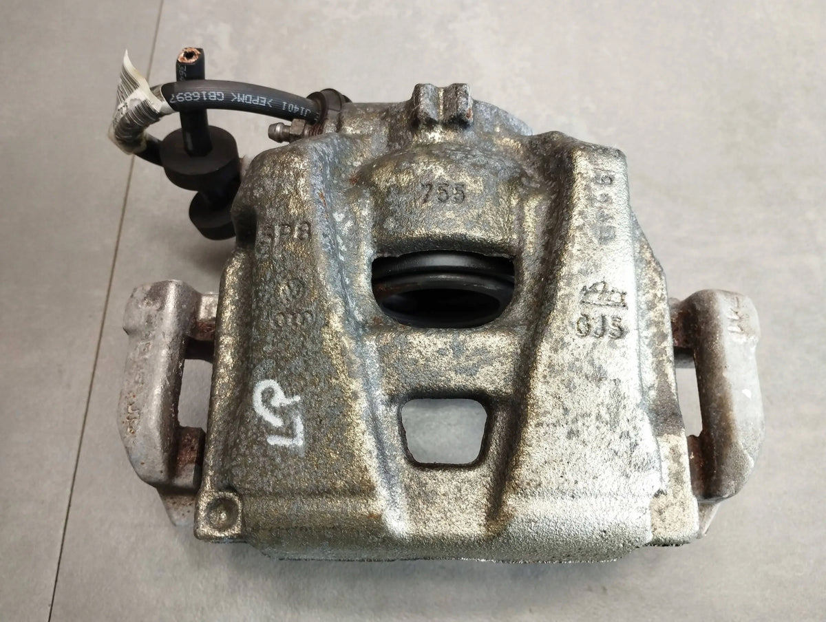 Audi A5 8T CLAMP LEFT FRONT