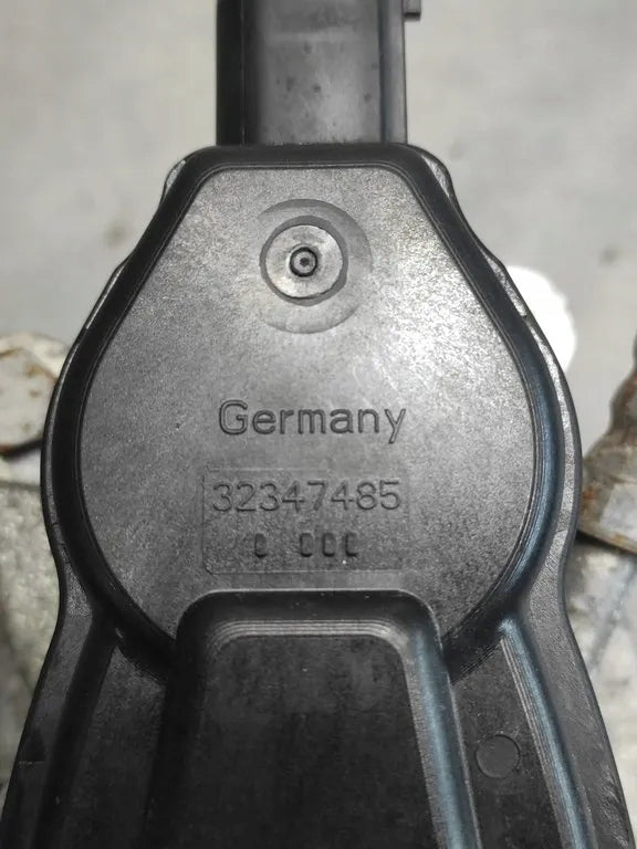 Audi A5 8T CLAMP RIGHT REAR 8K0615404E