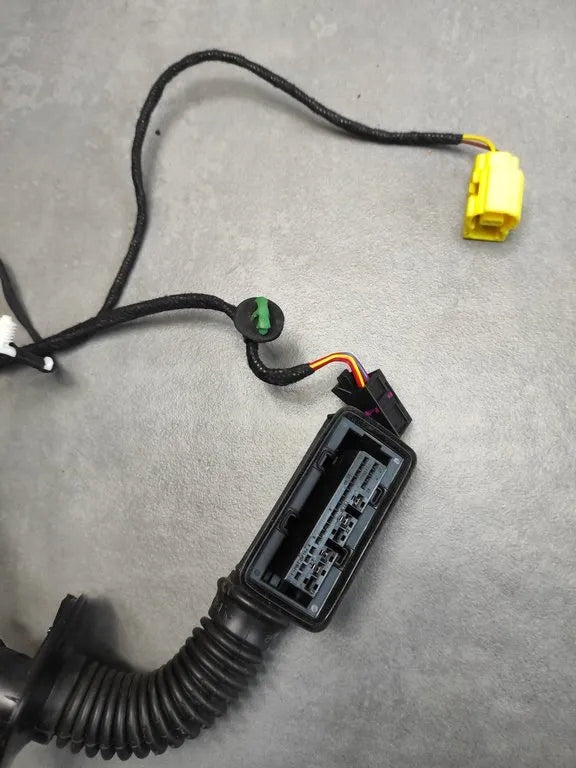 Audi A5 8T DOOR HARNESS LEFT FRONT 8T8971029BA