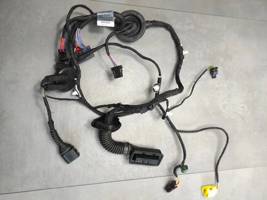 Audi A5 8T DOOR HARNESS LEFT FRONT 8T8971029BA