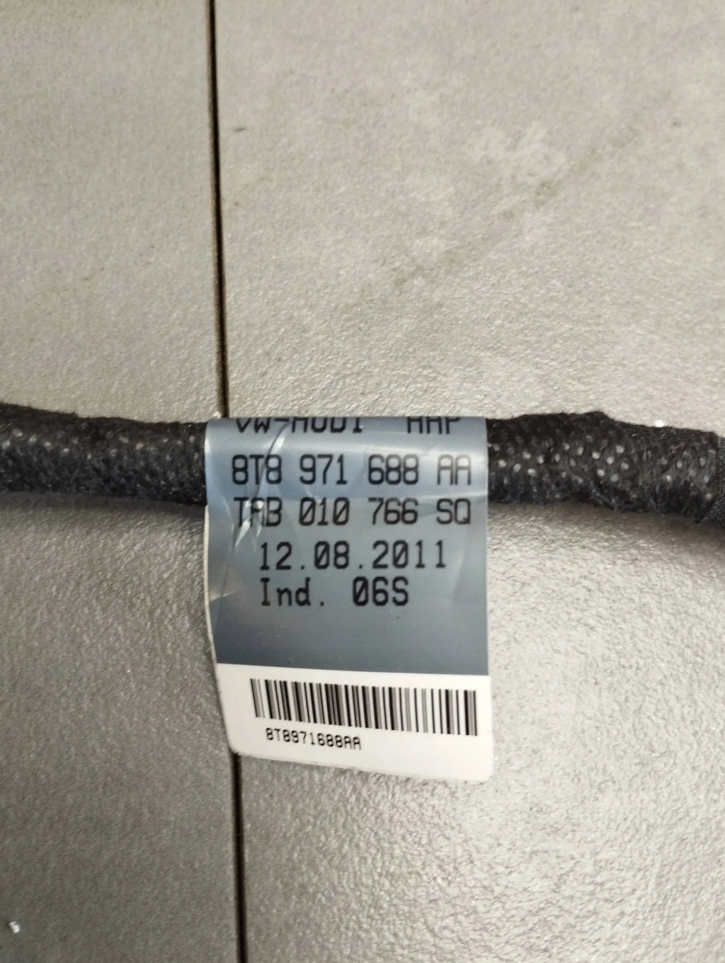 Audi A5 8T DOOR HARNESS RIGHT REAR 8T8971688AA