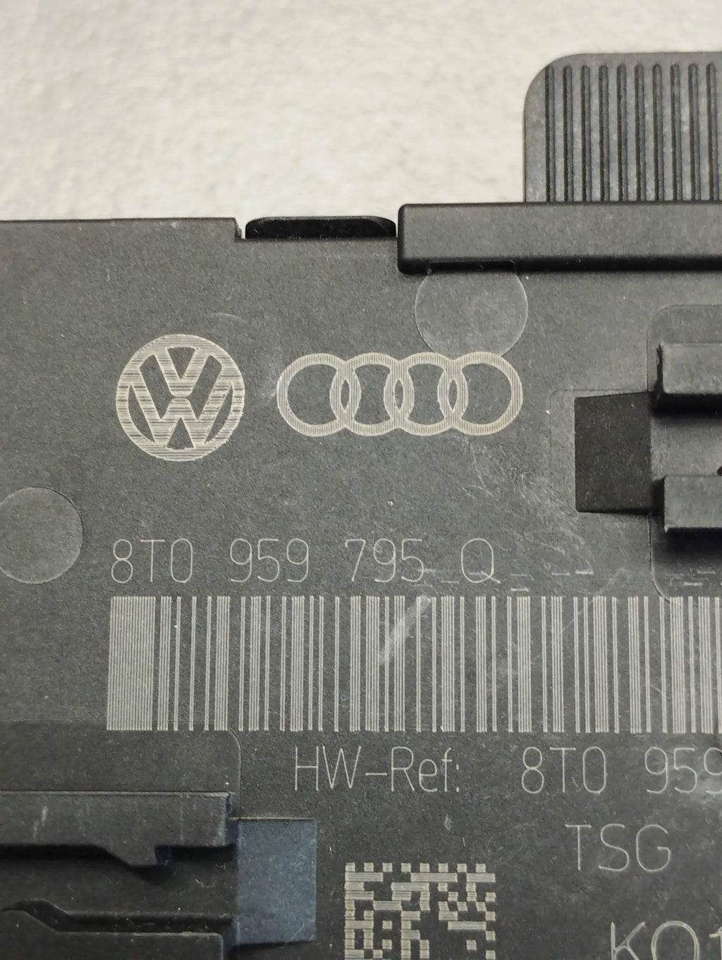 Audi A5 8T DOOR MODULE REAR 8T0959795Q