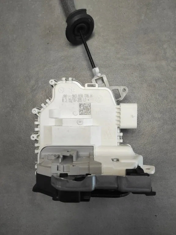 Audi A5 8T LOCK RIGHT REAR 8K0839016H