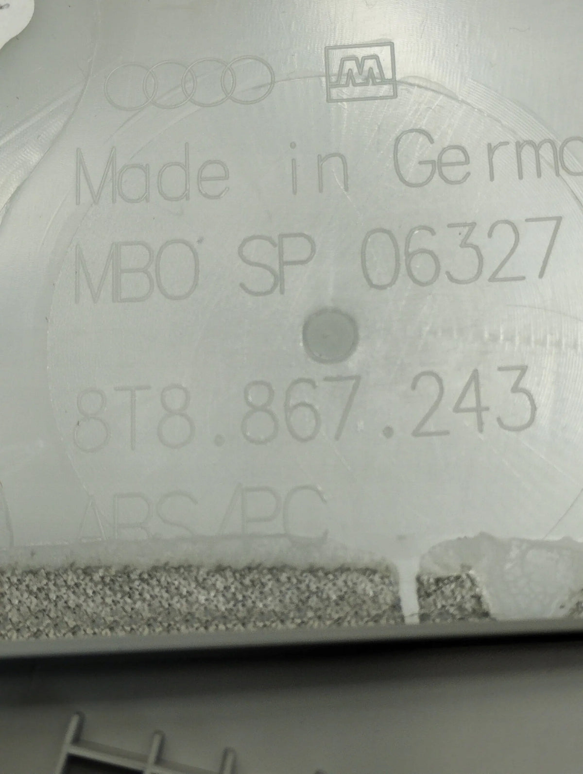Audi A5 8T POST COVER LEFT 8T8867243