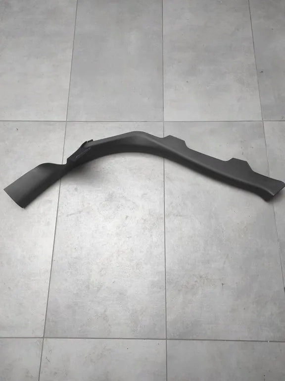 Audi A5 8T THRESHOLD SHARD LEFT REAR 8T8867767B