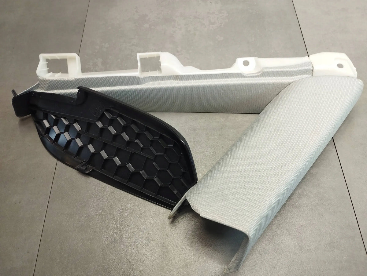 Audi A5 8t POST COVER LEFT 8T8867287A