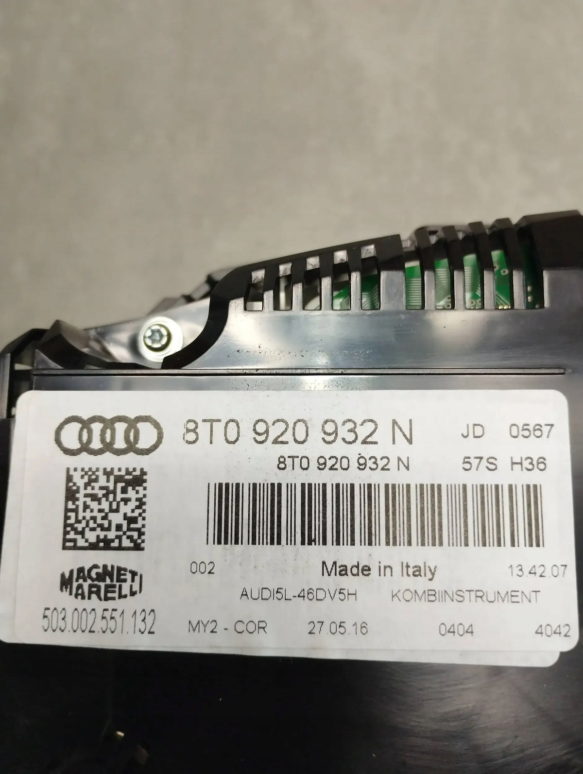 Audi A5 8t counter clocks 8T0920932N