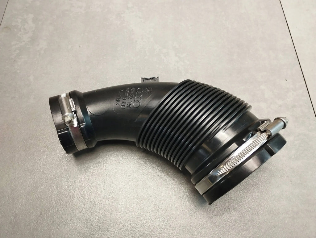Audi A5 8t suction pipe 04L129661
