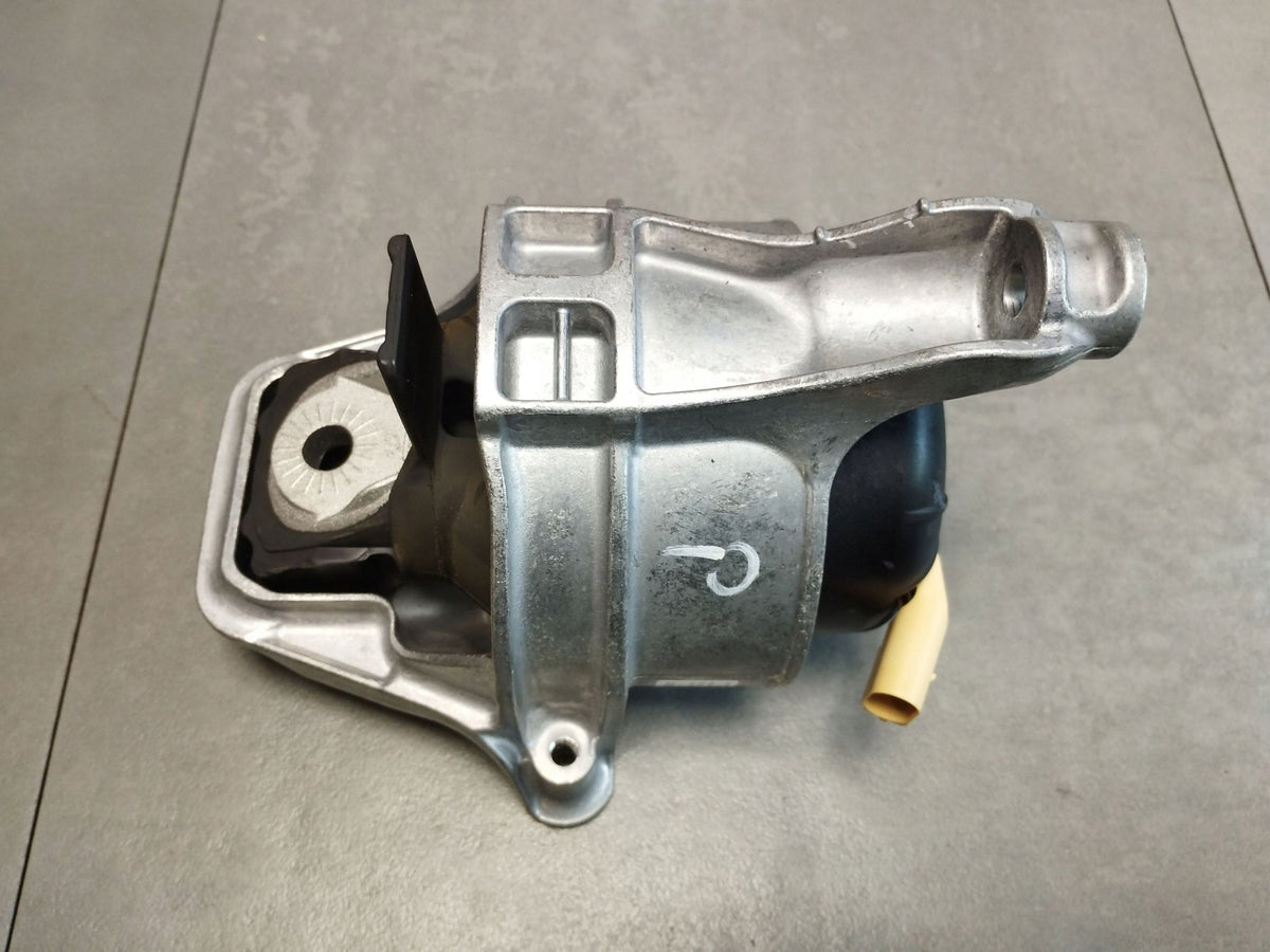 Audi A5 B10 ENGINE PILLOW 8B3199372BQ