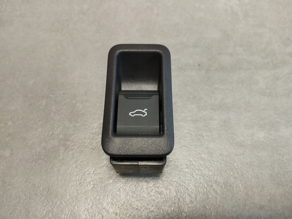 Audi A5 B10 Flap opening button 85E959831A