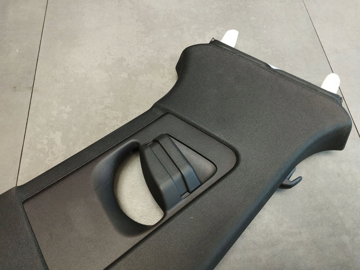 Audi A5 B10 KOMBI Post cover B upper right 8B3867244