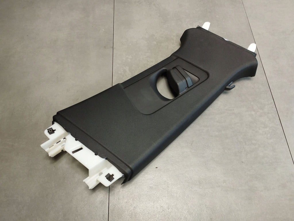 Audi A5 B10 KOMBI Post cover B upper right 8B3867244